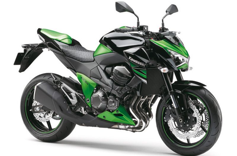 Ninja 300 y Z800: las novedades 2013 de Kawasaki