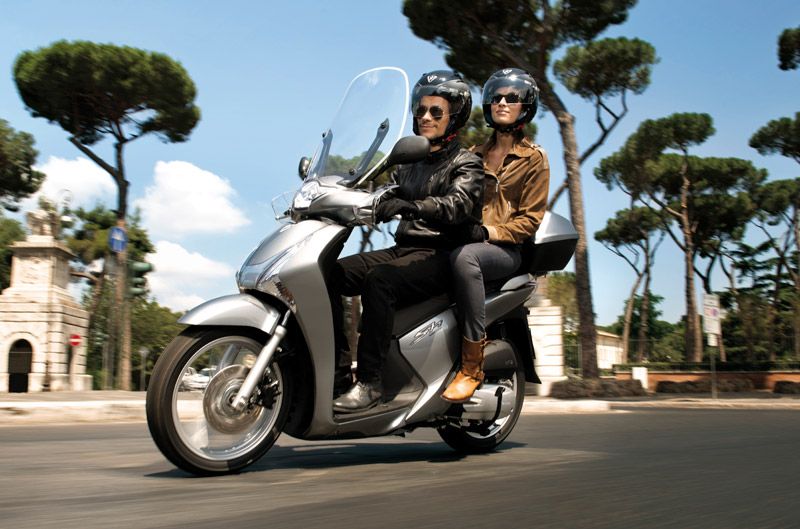 Honda Scoopy 2013