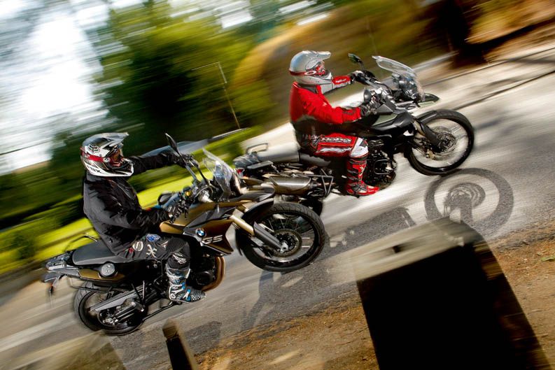 BMW F 800 GS y Triumph Tiger 800 XC ABS, frente a frente