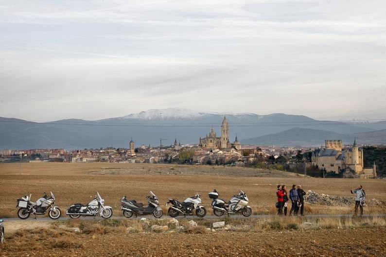 Viajar en moto... ¿turismo, custom, sport, scooter o trail?