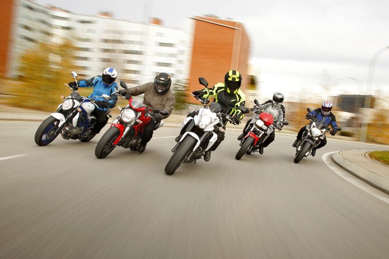 Comparativa naked: Aprilia, BMW, Ducati, Kawasaki, Suzuki