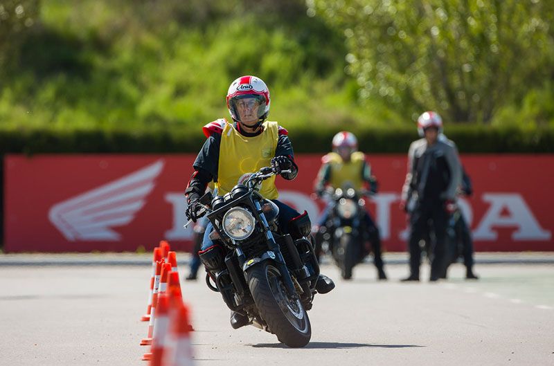 Honda y AXA apuestan por la conducción segura