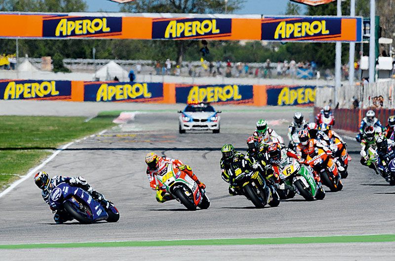 Lorenzo más cerca del título