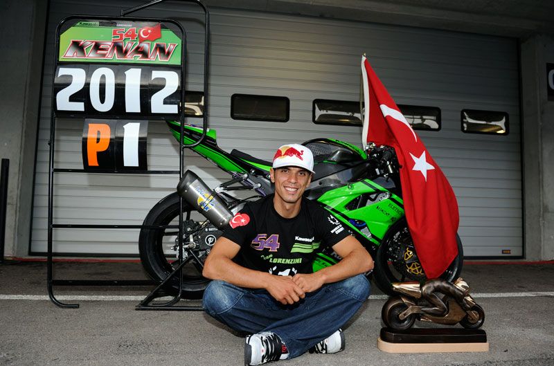 Kenan Sofuoglu tricampeón del mundo de Supersport