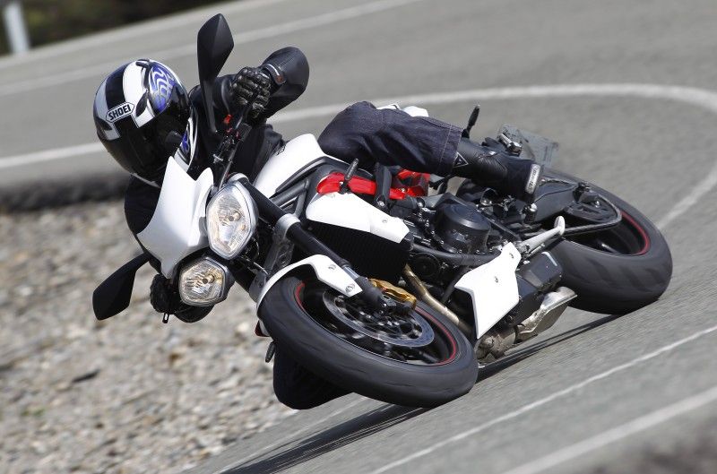 Triumph Street Triple R 2013. Primera prueba