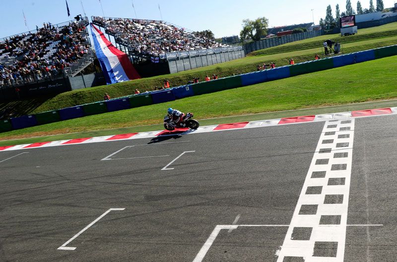 El título de SBK se decide en Magny-Cours