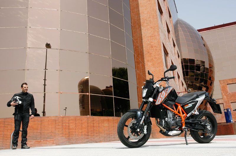 KTM Duke 690: prueba de larga duración