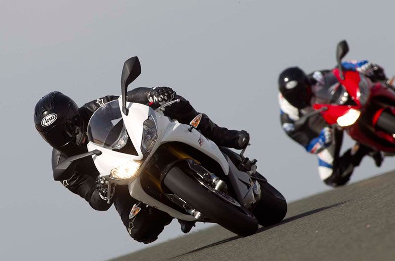 Triumph Daytona 675 y 675 R 2013