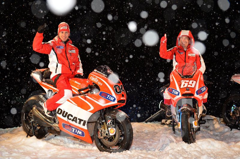 MV Agusta F4 y Wroom Ducati 2013