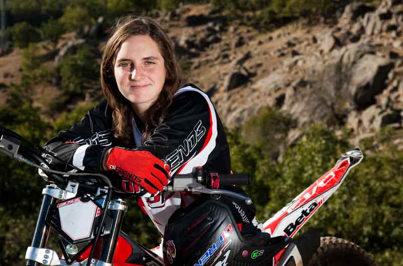 Sandra Gómez, piloto oficial Ossa