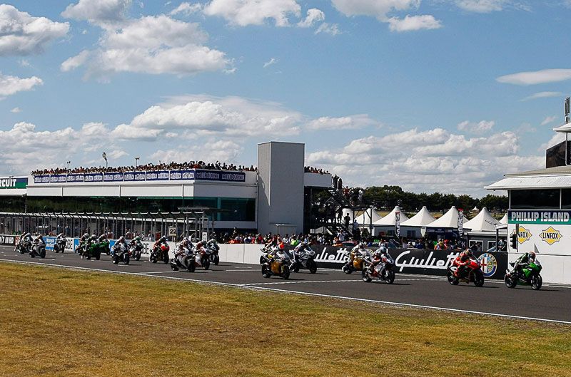Mundial de SBK: Luces, cámara y acción