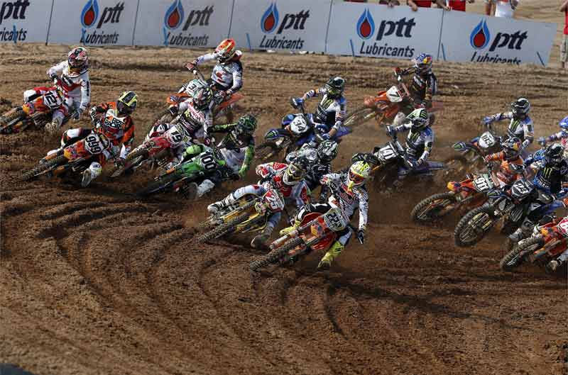 Antonio Cairoli y Jeffrey Herlings obtienen la victoria del Mundial MX en Tailandia