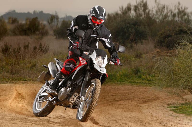 Husqvarna Terra 650. Prueba Moto Verde