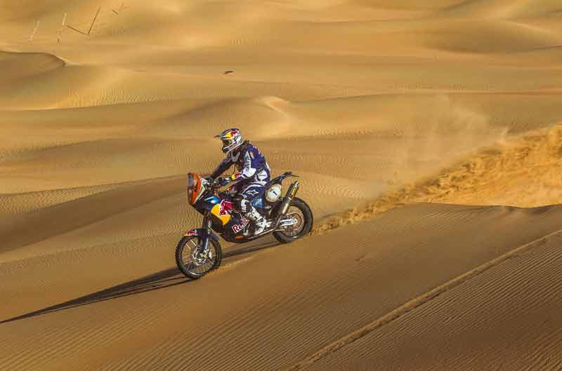 Marc Coma finaliza tercero en la tercera etapa de Abu Dhabi