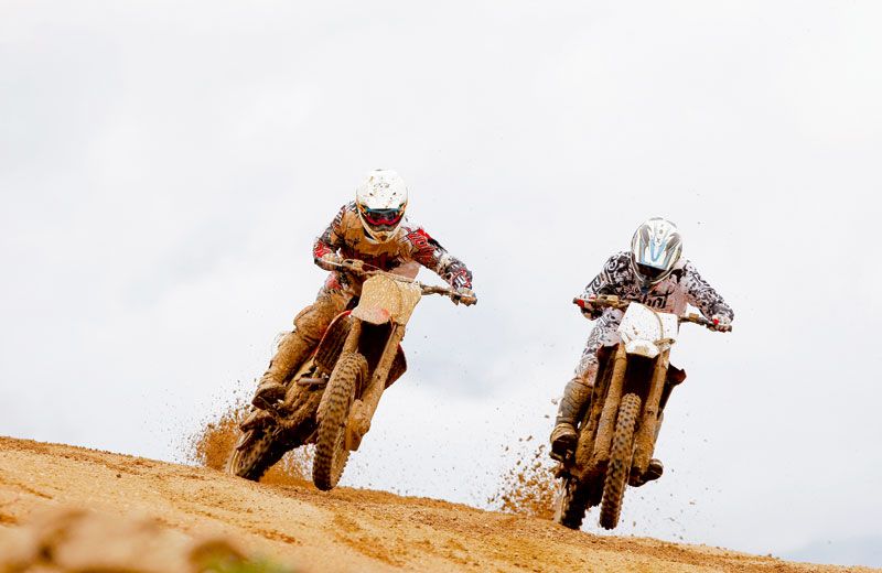 Comparativa Moto Verde: Honda CRF 250 vs Husqvarna TC 250