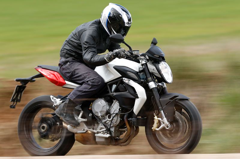 MV Agusta Brutale 800. Prueba