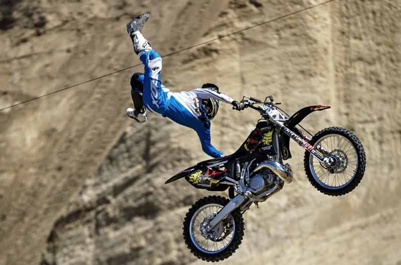 Rob Adelberg vence en el Red Bull X-Fighters de California