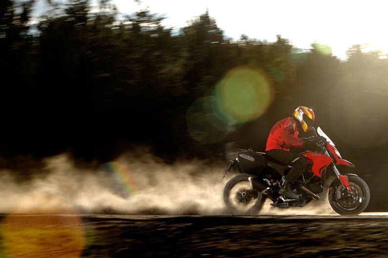 Ducati Hyperstrada. Prueba