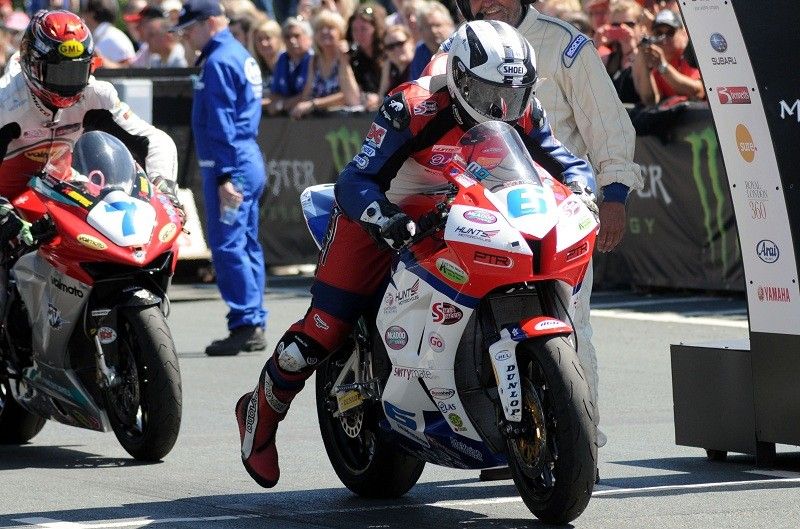TT de la Isla de Man. Supersport 2 y TT Zero