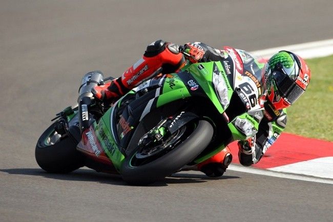 Tom Sykes ya lidera el Mundial de SBK