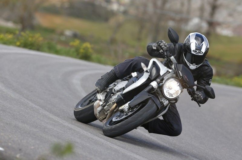 MV Agusta Brutale 800
