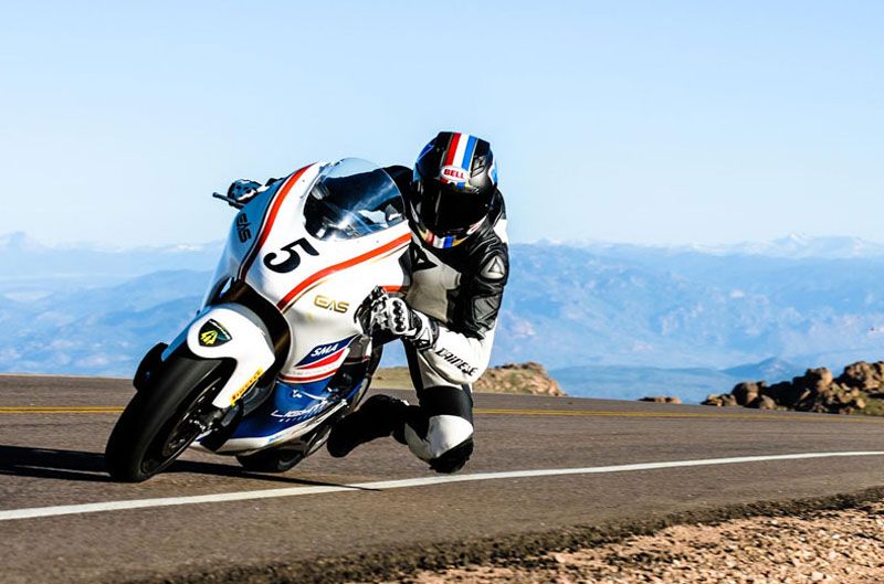 Una moto eléctrica gana en Pikes Peak