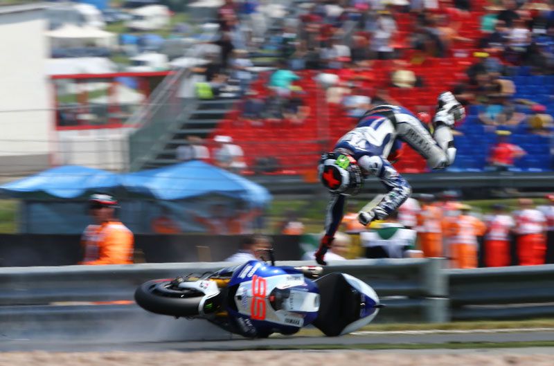 Jorge Lorenzo se vuelve a lesionar