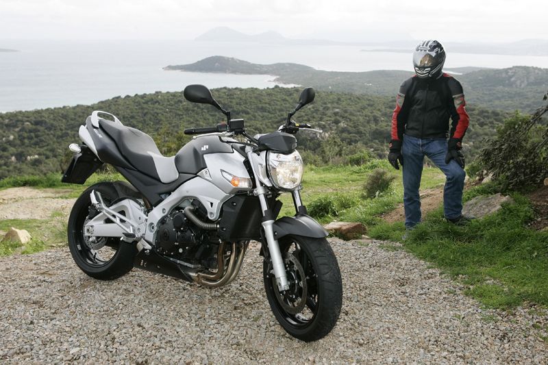 Segunda mano: Suzuki GSR600 [2006-2011]