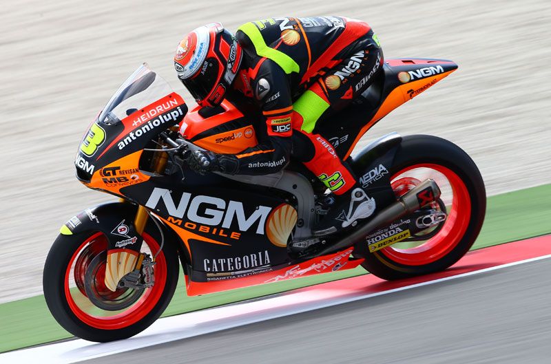 Simone Corsi sorprende en el FP2 de Moto2