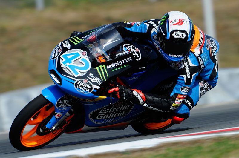 Alex Rins, primero en la clasificación de Moto3 en Brno