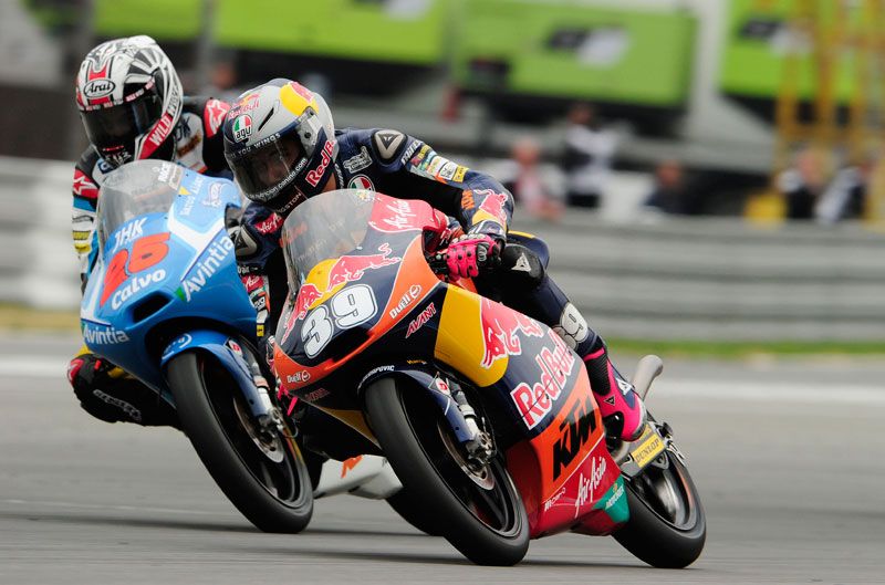 Luis Salom lidera el FP1 de Silverstone