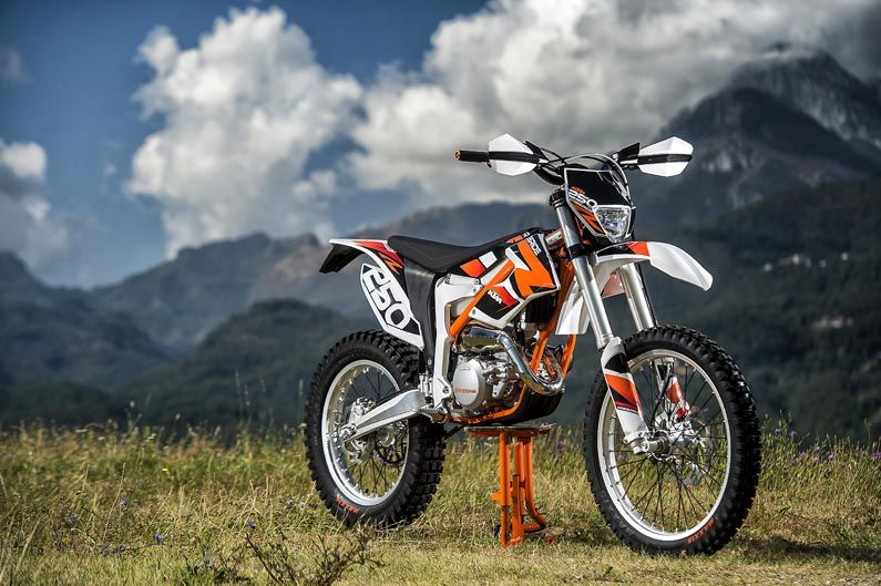 Nueva KTM Freeride 250 R 2014