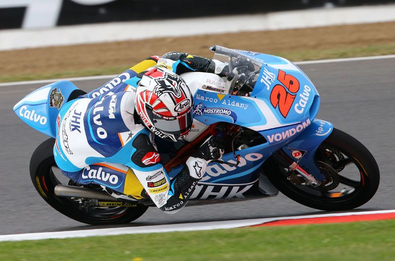 Maverick Viñales vuelve a dominar los entrenamientos de Moto3 en Silverstone