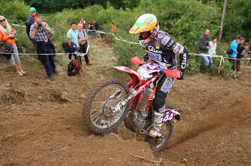 Laia Sanz iguala los 15 títulos mundiales de Agostini