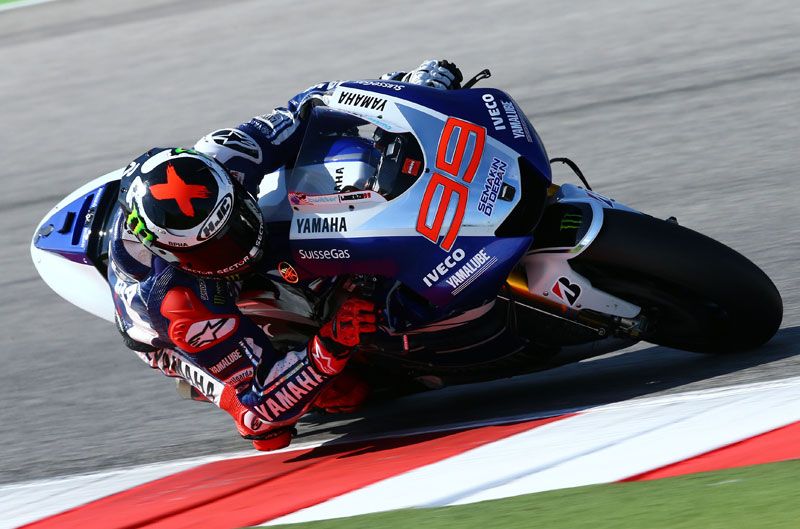 Jorge Lorenzo manda en los primeros libres en Motorland