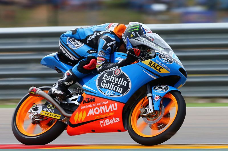 Alex Rins gana a la carrera de Moto3 en MotorLand