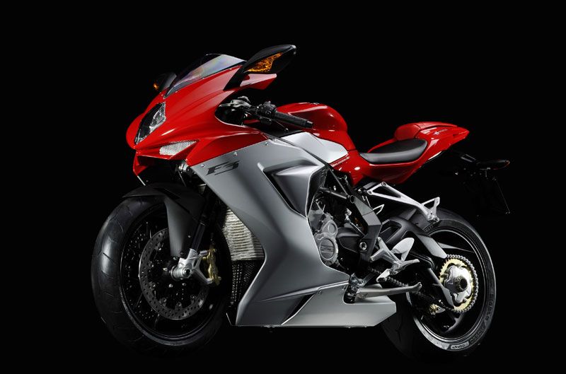 MV Agusta adapta la B3 y la F3 675 para el carné A2