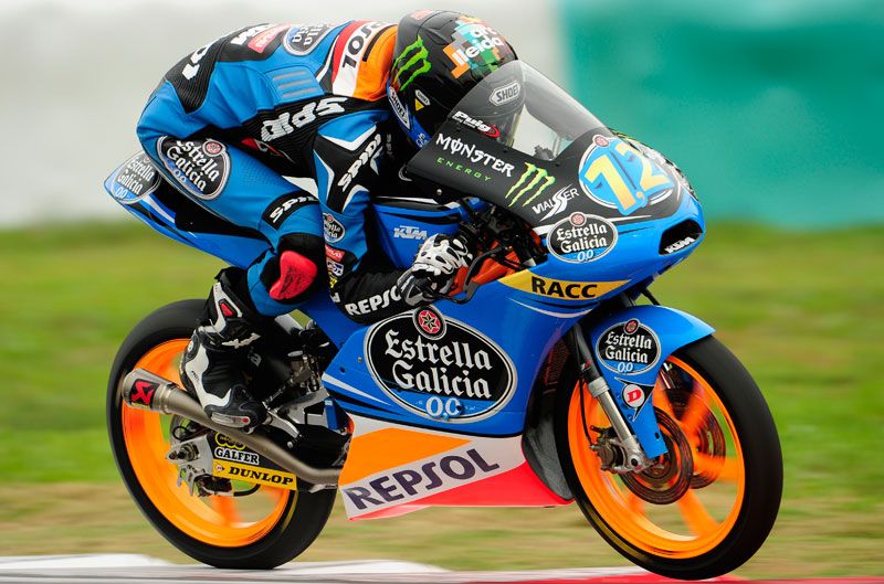 Alex Márquez se impone a Maverick Viñales en Japón