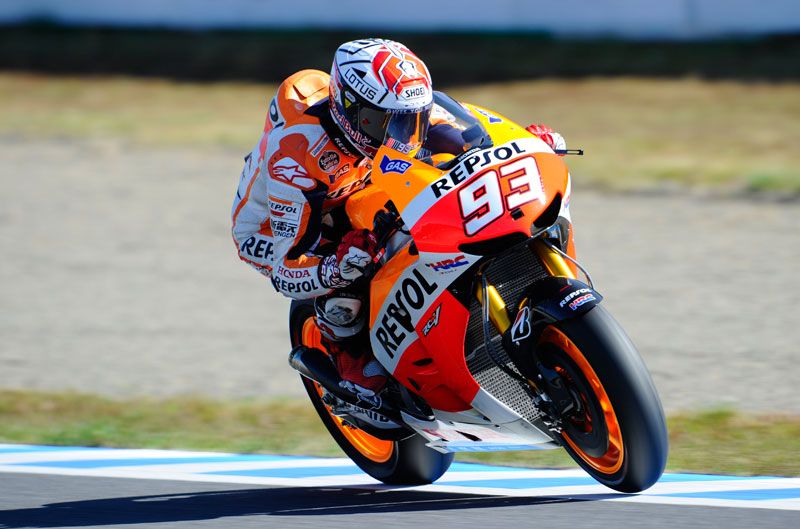 Márquez le gana la partida a Lorenzo en el FP1 de MotoGP