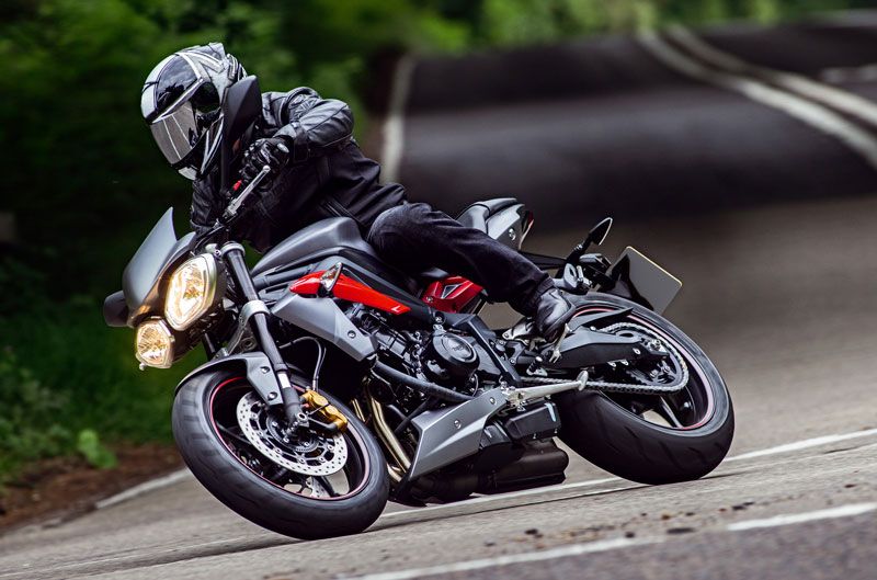 ABS gratis con tu nueva Triumph Street Triple 675 o Street Triple R