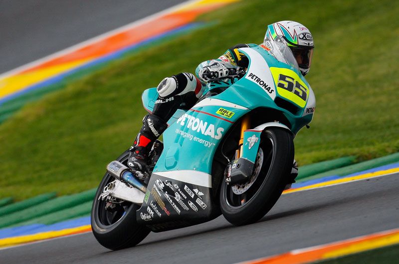 Syahrin gana en Moto2 y el título se decidirá en Jerez