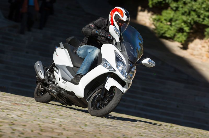 SYM Joymax 125-300. Presentación