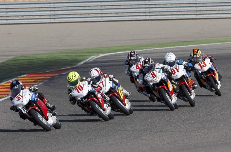 Marc Alcoba se proclama campeón de la Copa Honda CBR250R