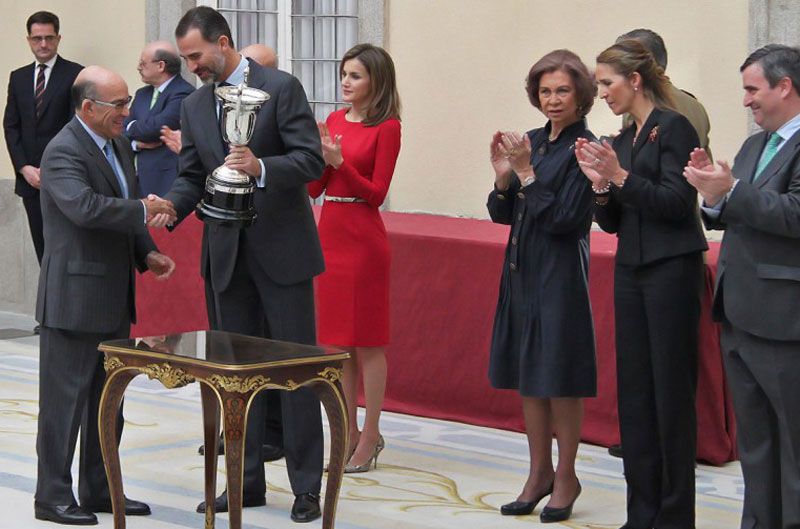 Dorna recoge el Premio Nacional a las Artes y las Ciencias Aplicadas al Deporte