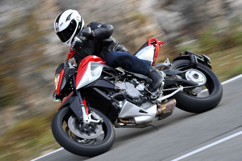 Vídeo de la MV Agusta Rivale 800
