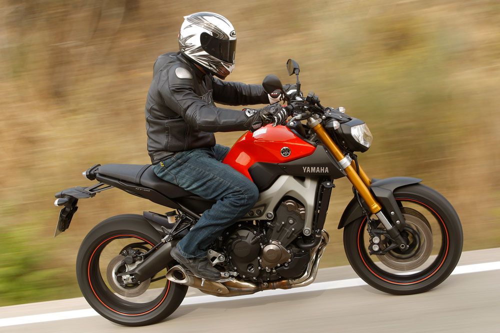 Vídeo de la Yamaha MT-09
