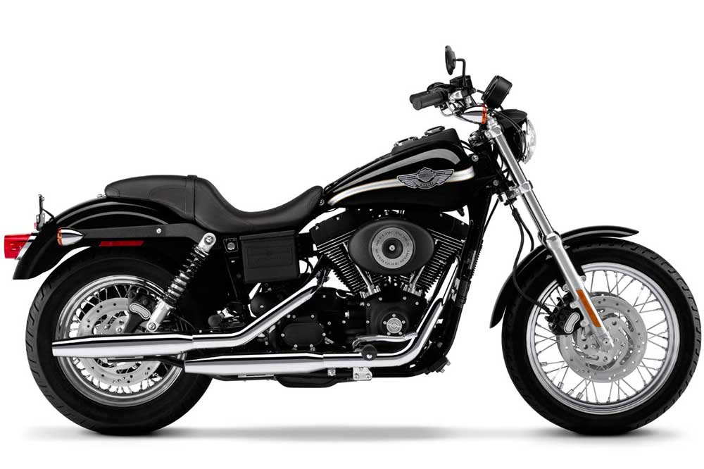 El papa Francisco subasta su Harley-Davidson