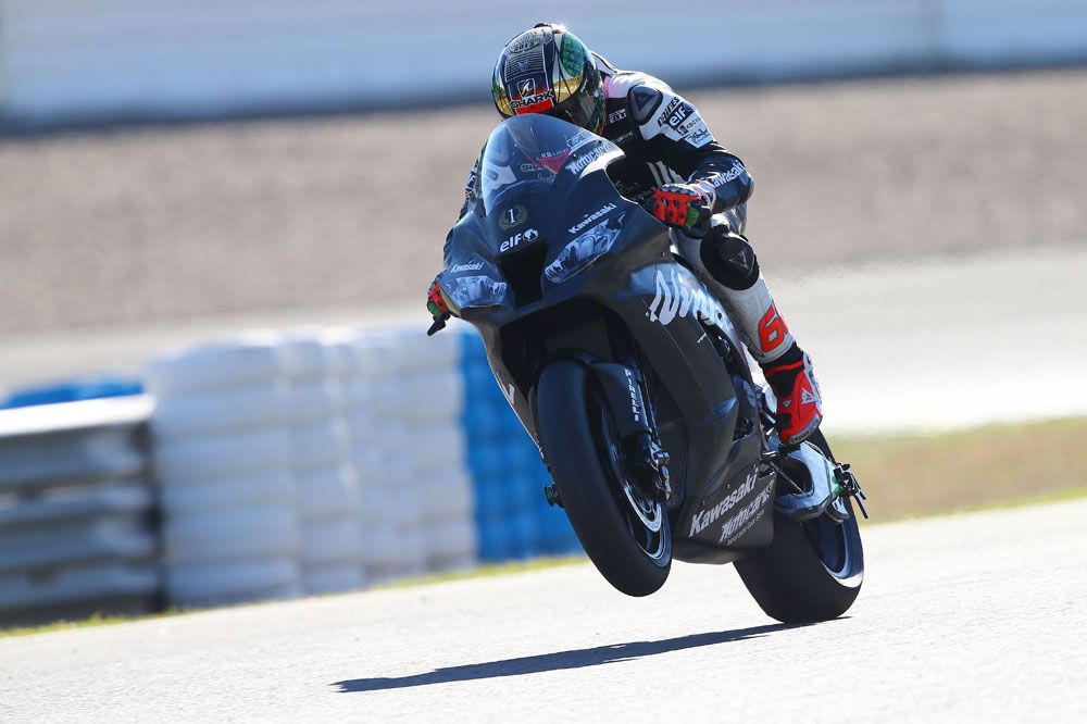 Tom Sykes domina el test de SBK en Jerez