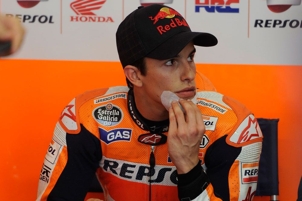 Marc Márquez se fractura el peroné derecho practicando dirt track