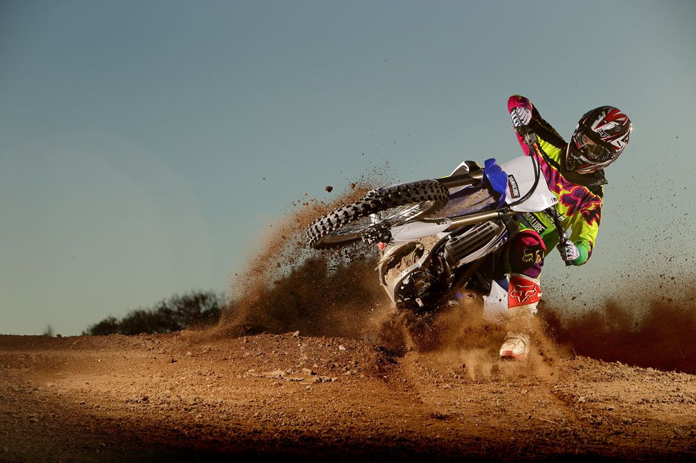 Prueba de la Yamaha YZF250 2014